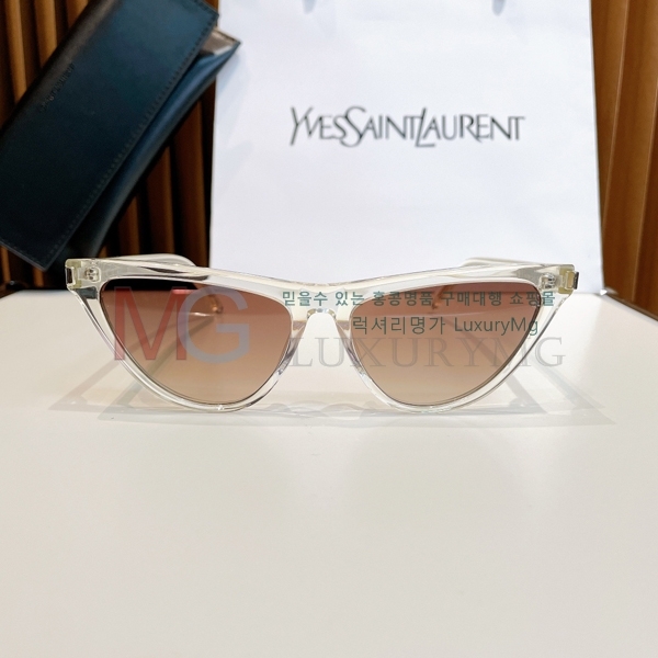 ζ ۶ 9YSL0227-3