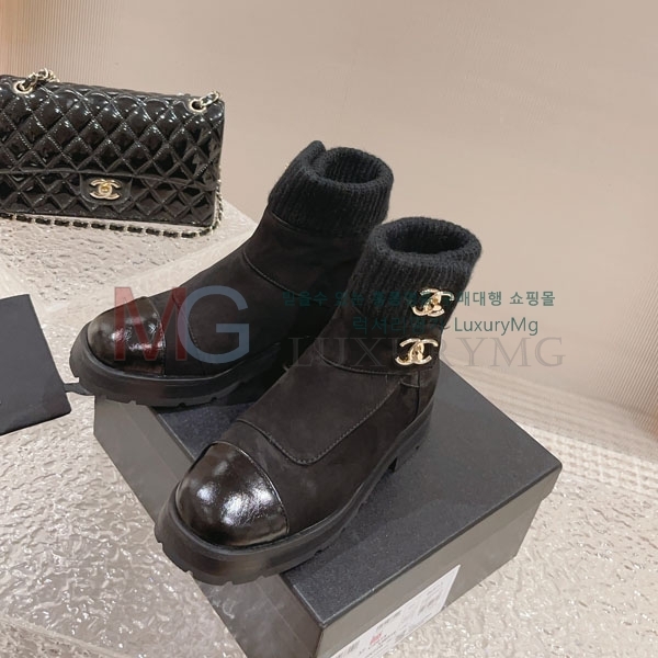 *  XI134153-4