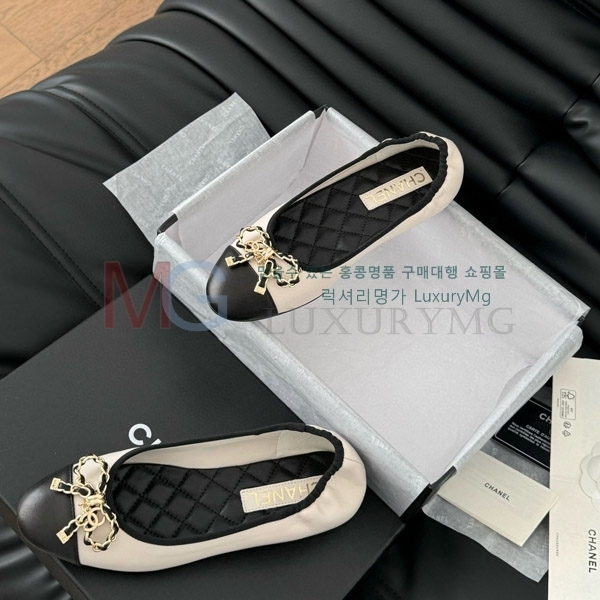 *  ÷ CH5770885-3