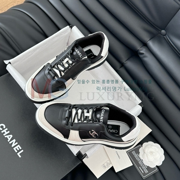 *  Ŀ AB2334408-1