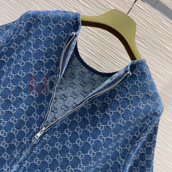   ǽ 20D25221536