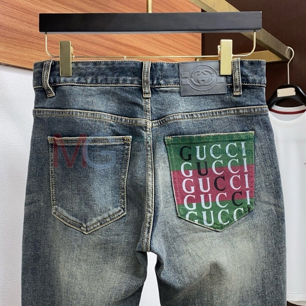   û GC22031636