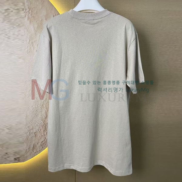  Ƽ  8DR60226