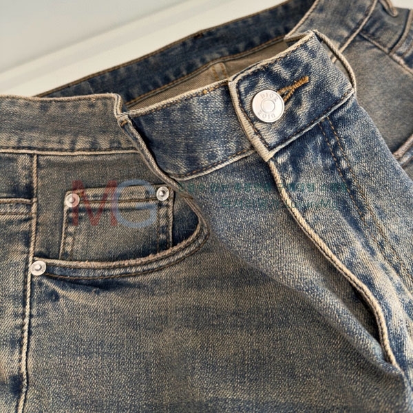   DR880669