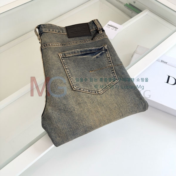    DR880669