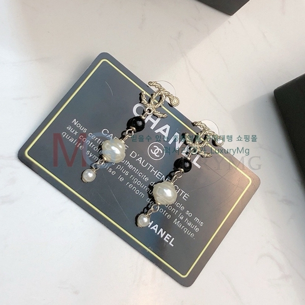 * Ͱ G12251680