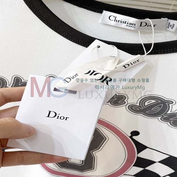   Ƽ D52R33643