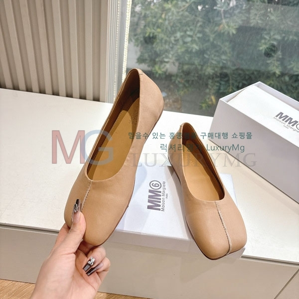   ÷ MM506692-1