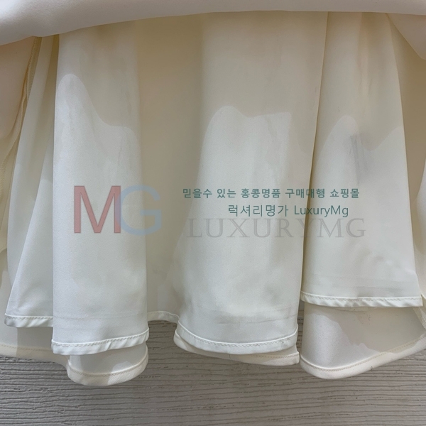   ǽ CH605596367