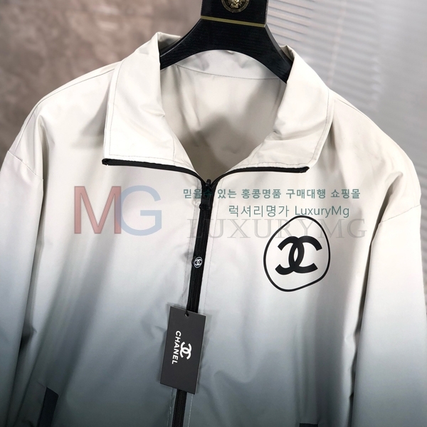   ΰ   CH526140-1