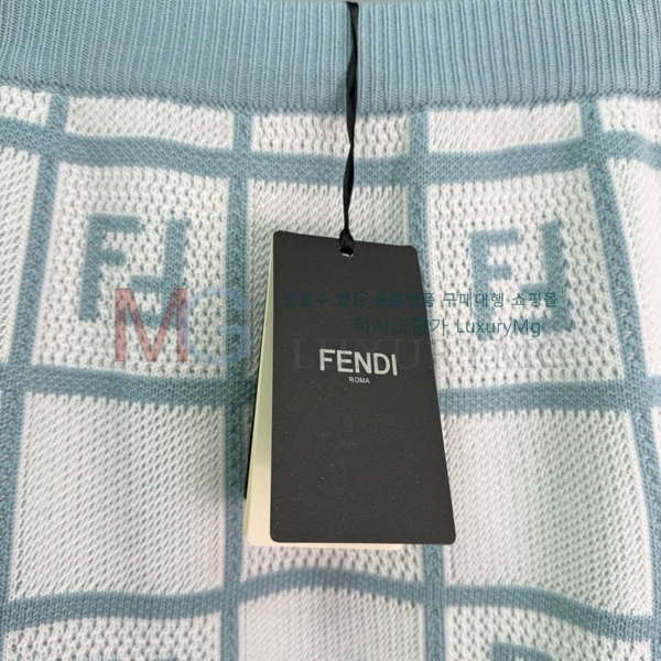   ĿƮ 17F253267-4