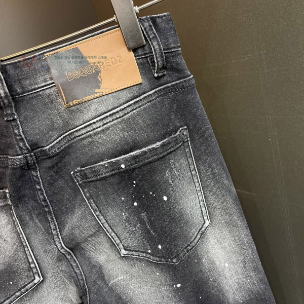   ݹ DSQ243756241-6