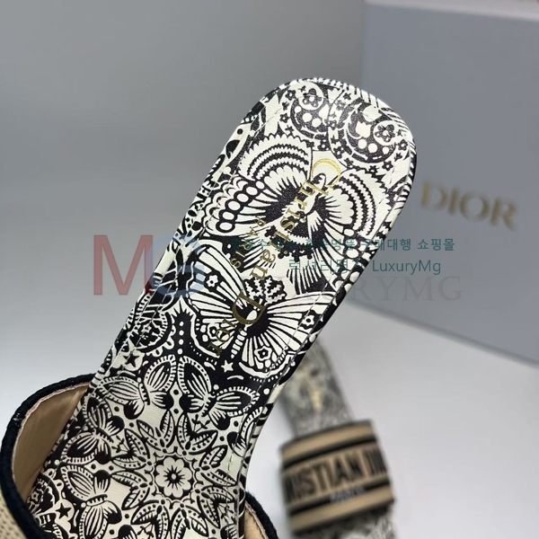    DR8990221-3