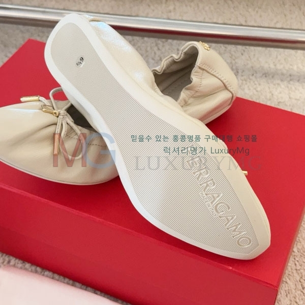 ䷹ ÷ F8073255