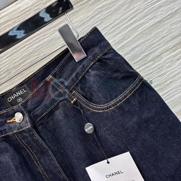  * û CRA4142533-1