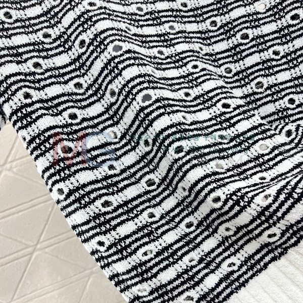  *  Ƽ CHY432518-2