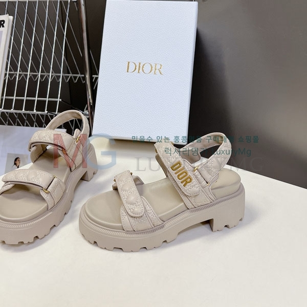    DR8066603