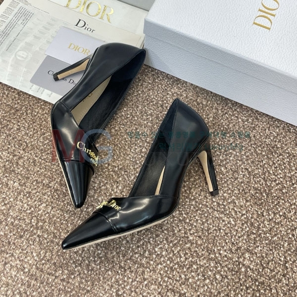 MY Dior    MZ2250990-2