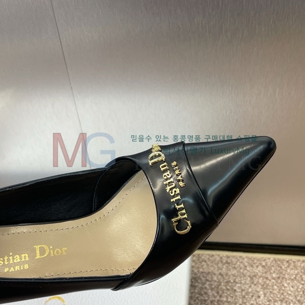 MY Dior    MZ2250990-2