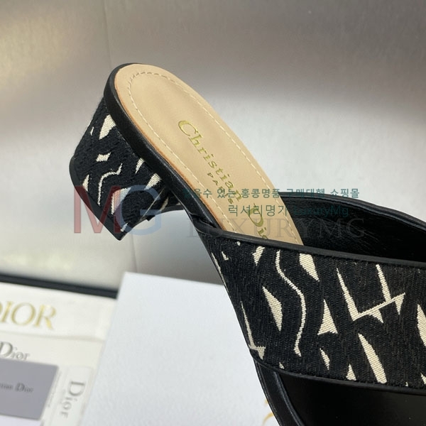   Miss Dior  MZ000641