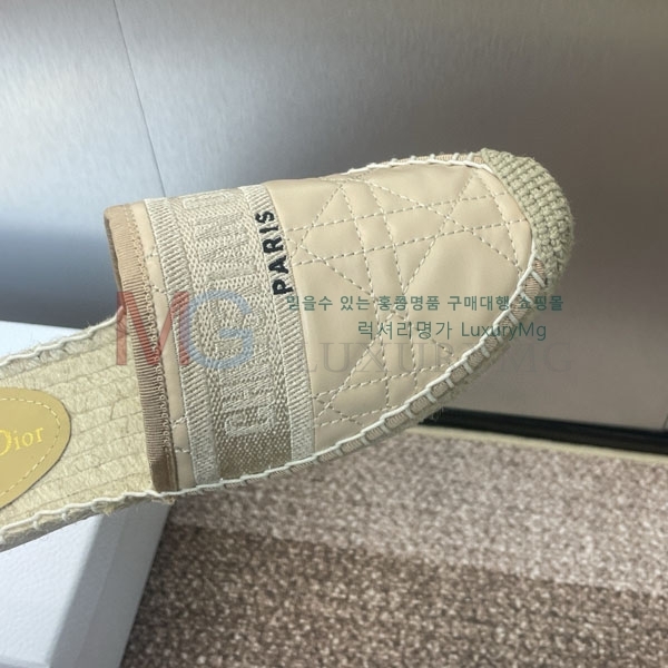 Dior Granville ĵ  DE9055504