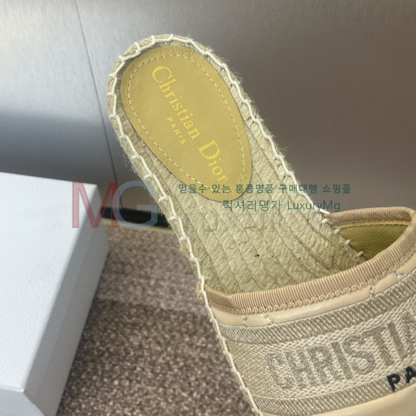 Dior Granville ĵ  DE9055504