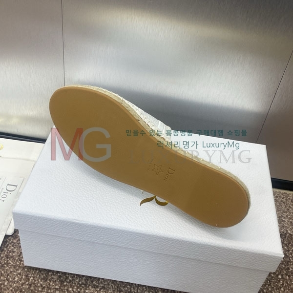 Dior Granville ĵ  DE9055504-1