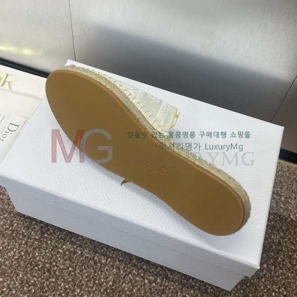 Dior Granville ĵ  DE9055504-3