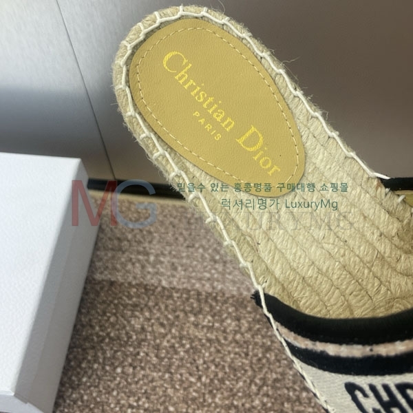 Dior Granville ĵ  DE9055504-6