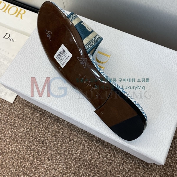    DR8990221-5