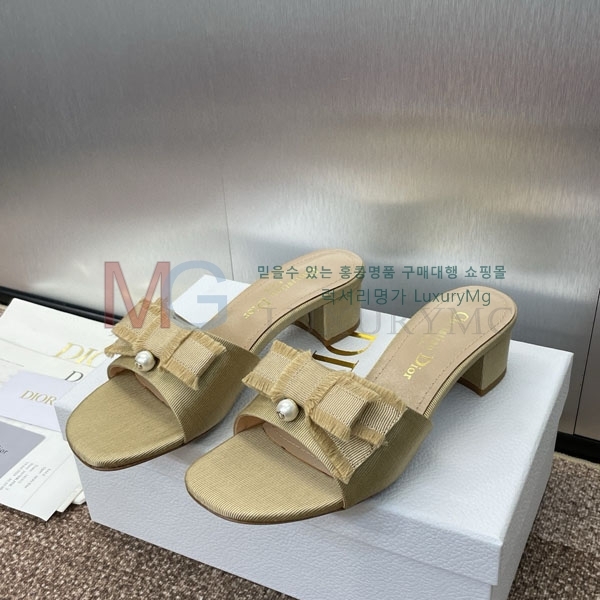    DR899062