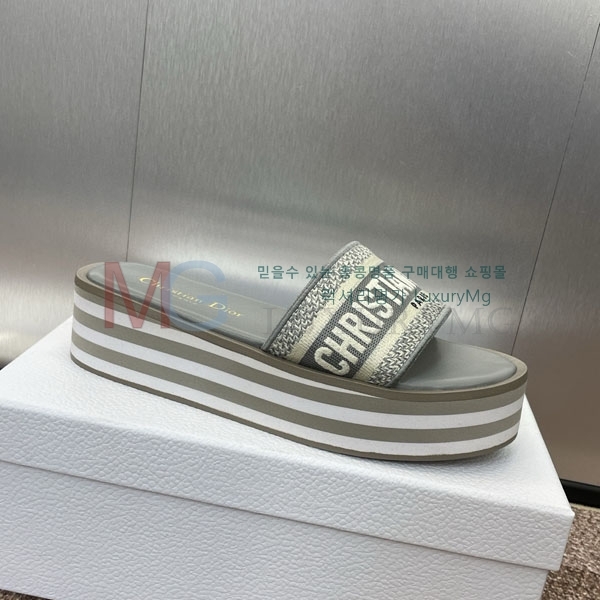     DR8992210-1