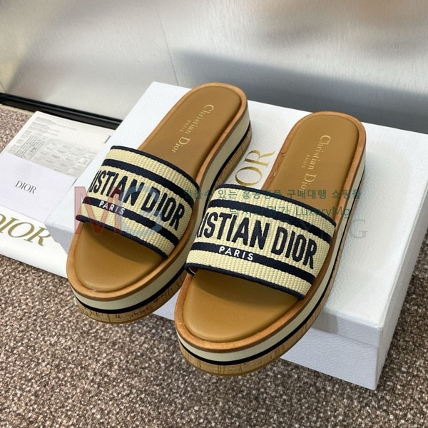    DR8992210-5