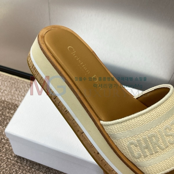     DR8992210-4