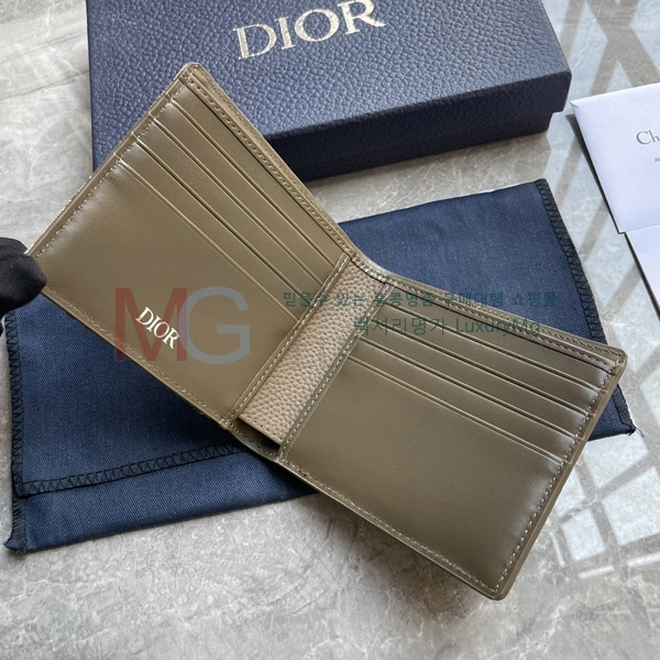   2ADBG076-4