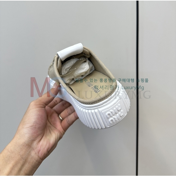 ̿̿   MK671224-2