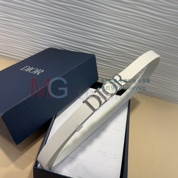   ƮDI4652170-4