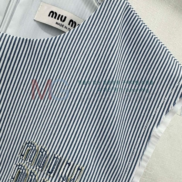  ̿̿ ǽ MU4725597