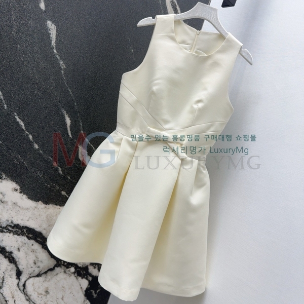   ǽ DO67111660-1