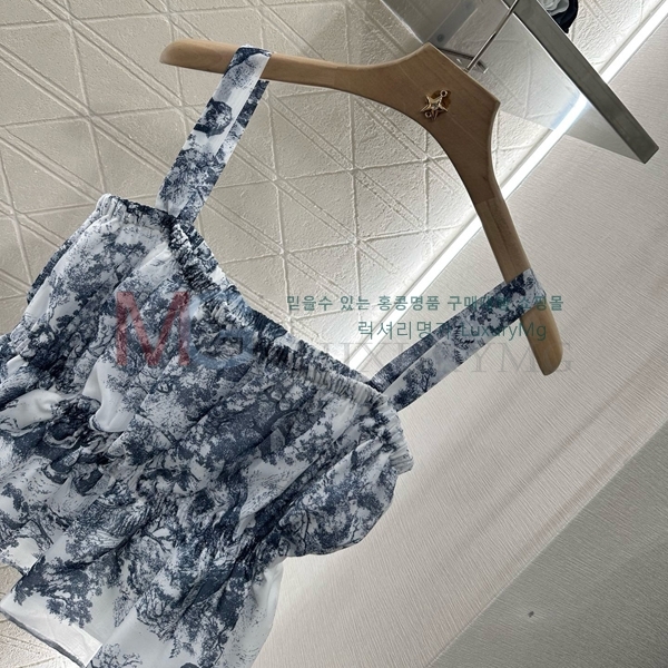    DR4953652