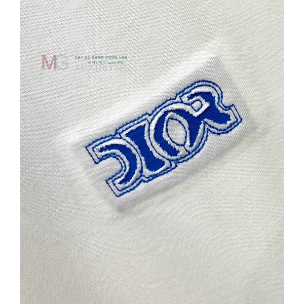    Ƽ DR4236730-1