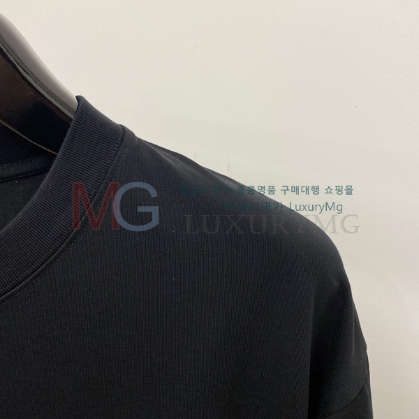    Ƽ DR4236730-2