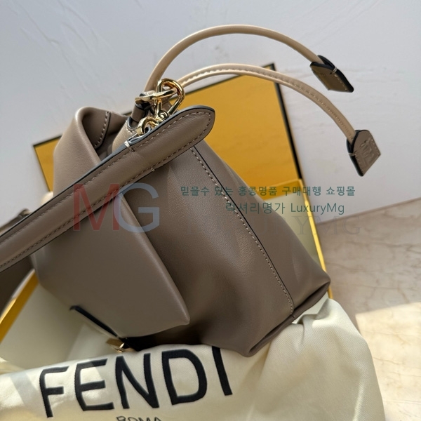    ̵ F8833-2