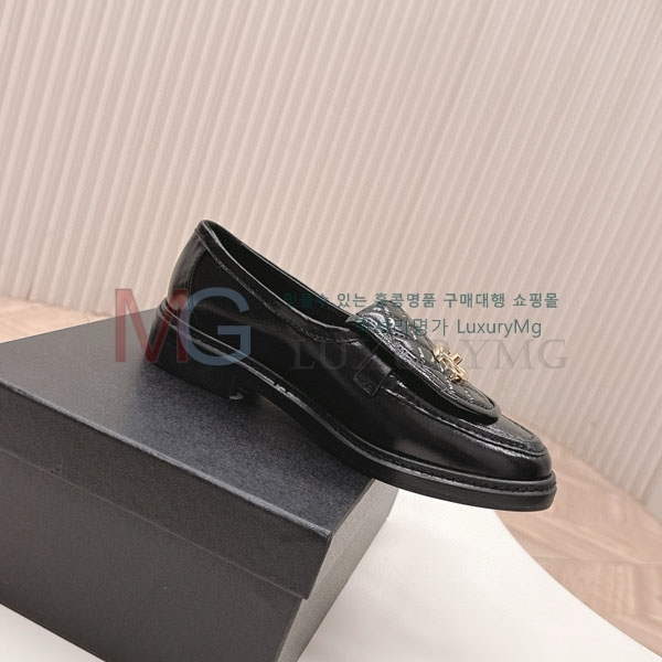 *   FR6911065-4