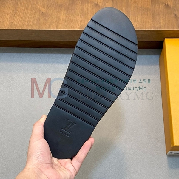 ̺   LT59047-