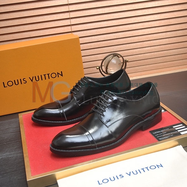 ̺  屸 7LV602704