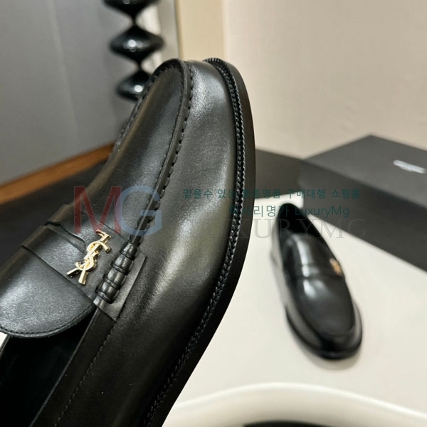 ζ   YSL56033-5