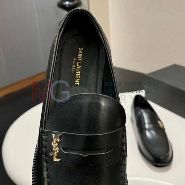 ζ   YSL56033-5