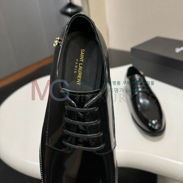 ζ   YSL662203