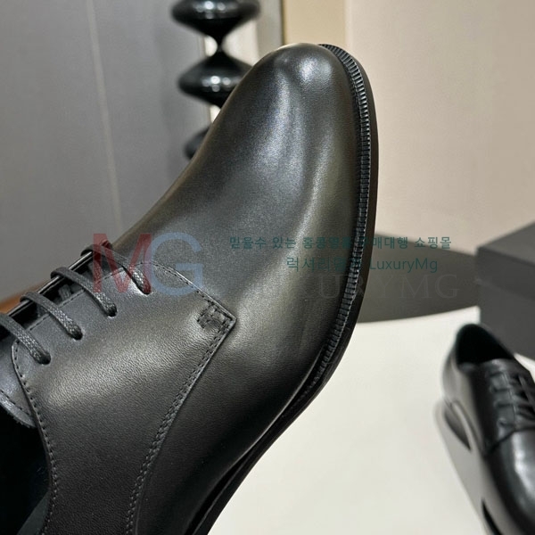 ζ   YSL662203-5